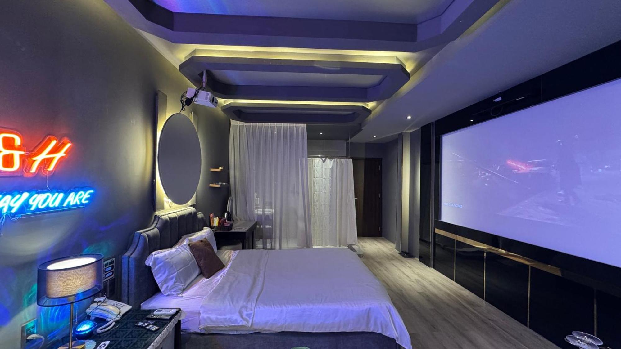 M&H Cinema Hotel TP. Hồ Chí Minh Ngoại thất bức ảnh