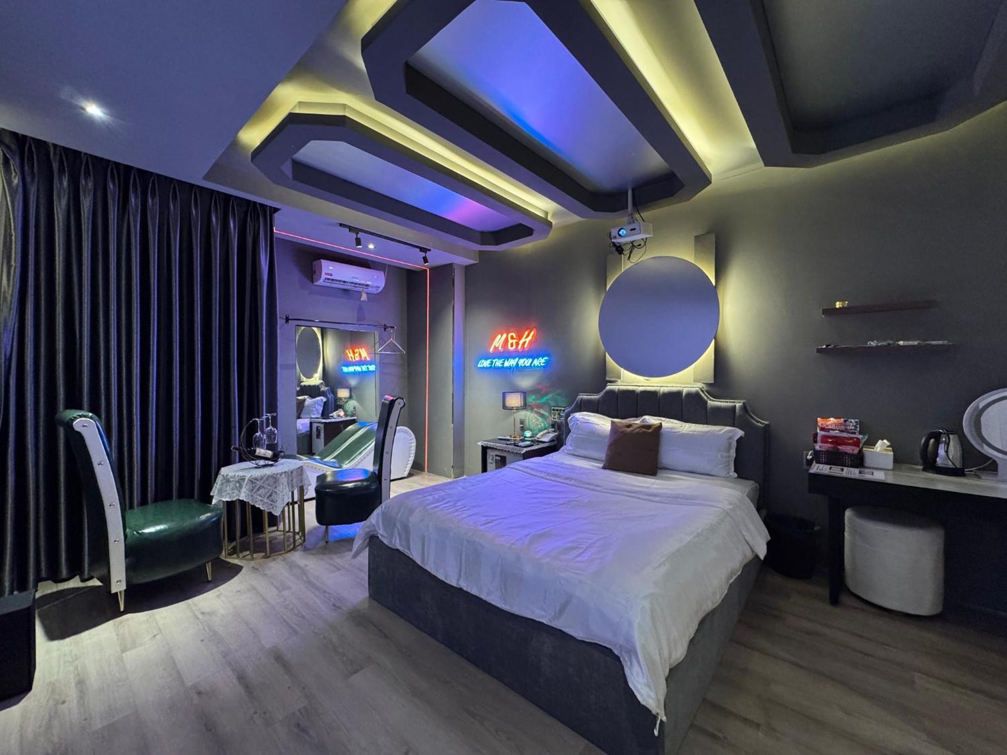 M&H Cinema Hotel TP. Hồ Chí Minh Ngoại thất bức ảnh